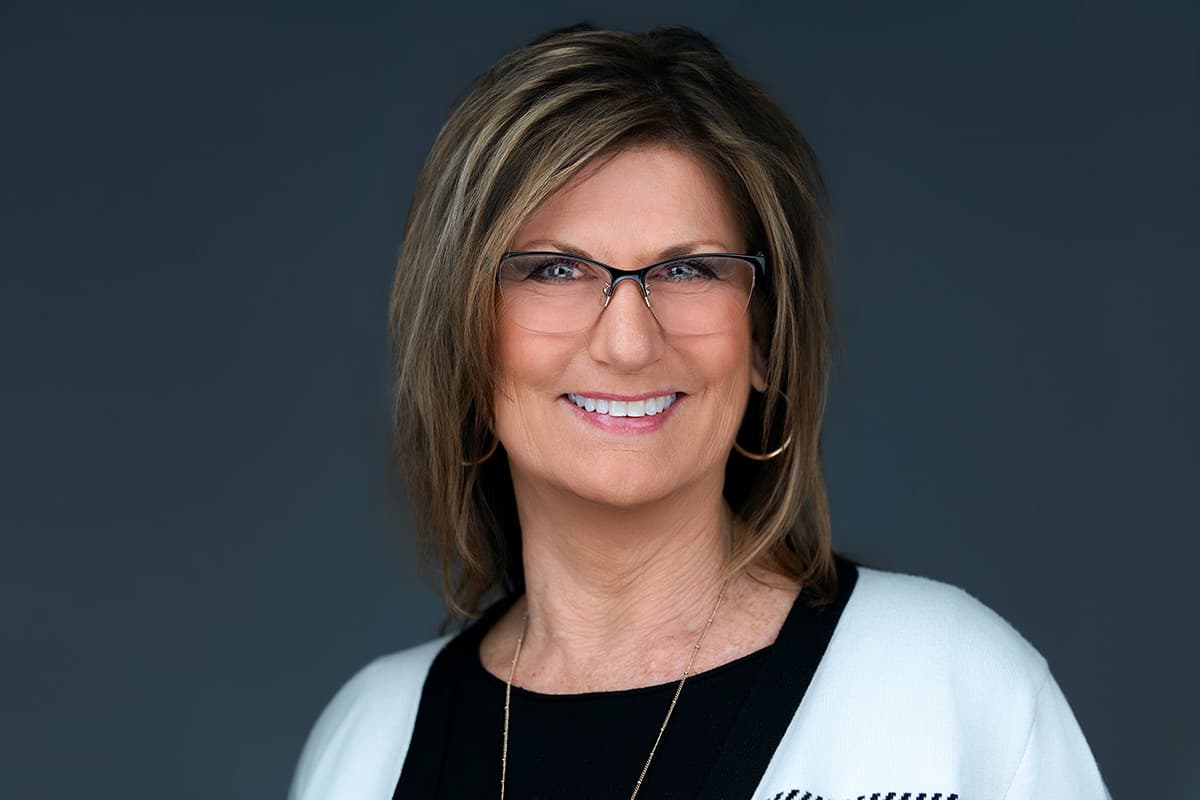 Mortgage lender headshot - Central Valley professional photography